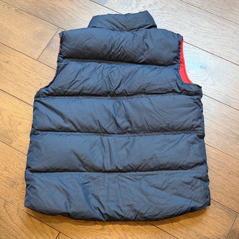 Lands End Boys Navy Puffer Vest with Red Lining Size 8 C5-037